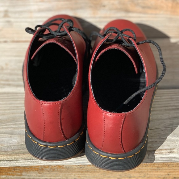 Dr. Martens New Mens Size 11 Burgundy Leather - Picture 3 of 5